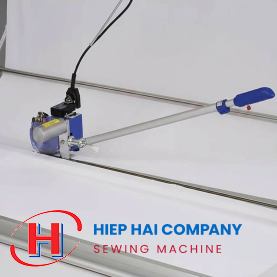 Máy cắt vải đầu bàn tay dài Hiệu SULEE ST-360C